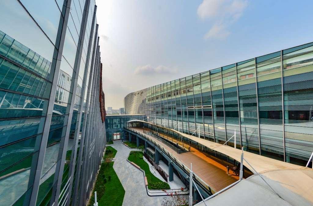 Hotel Baiyun International Convention Centre Cantón Exterior foto
