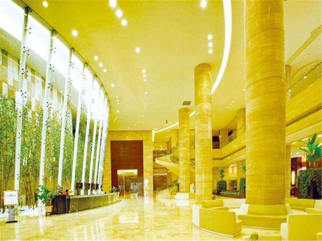 Hotel Baiyun International Convention Centre Cantón Exterior foto